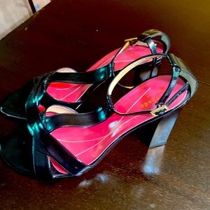 Patent Leather heel sandal